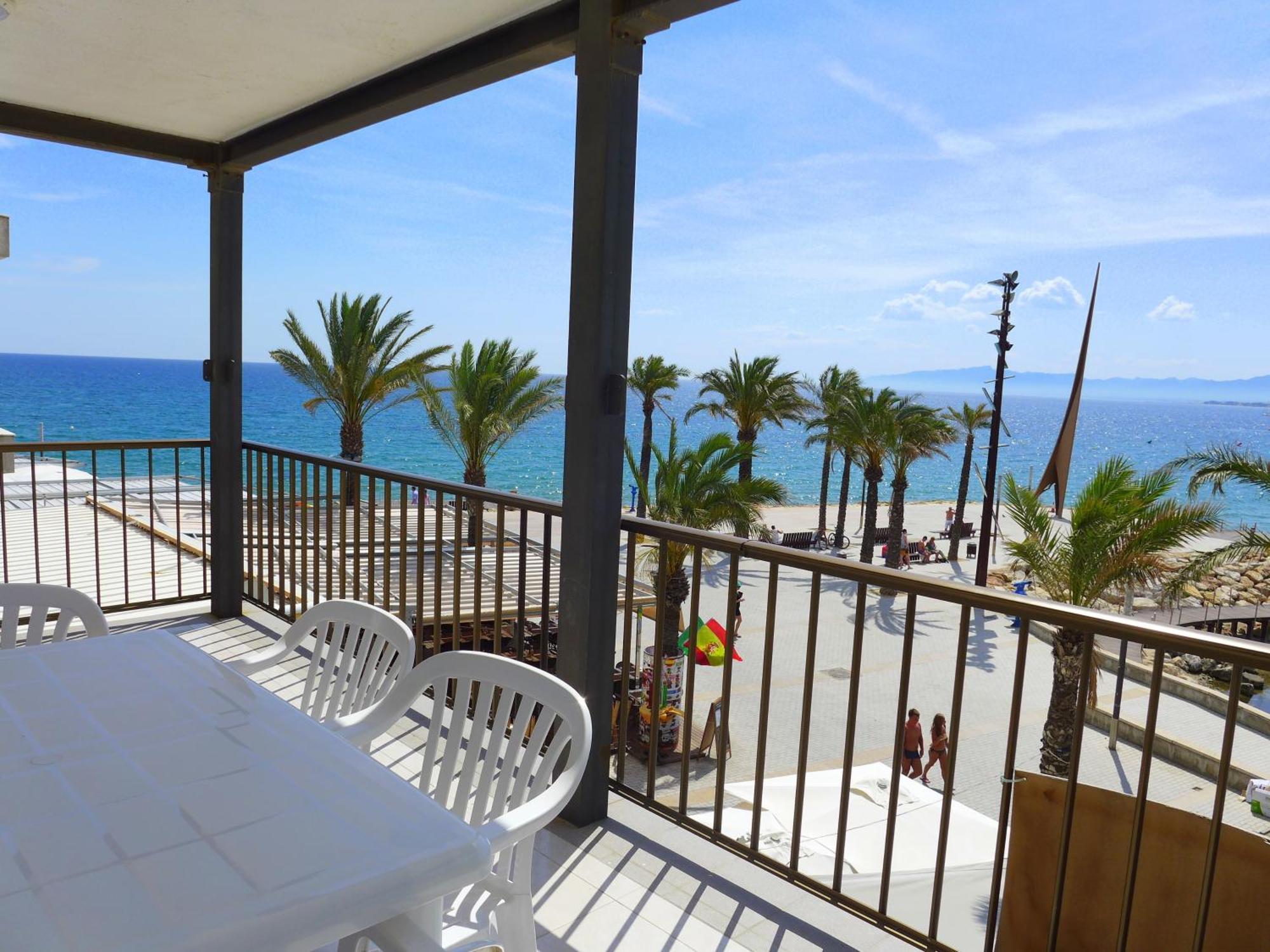 Rentalmar Family Acantilados Salou Ngoại thất bức ảnh